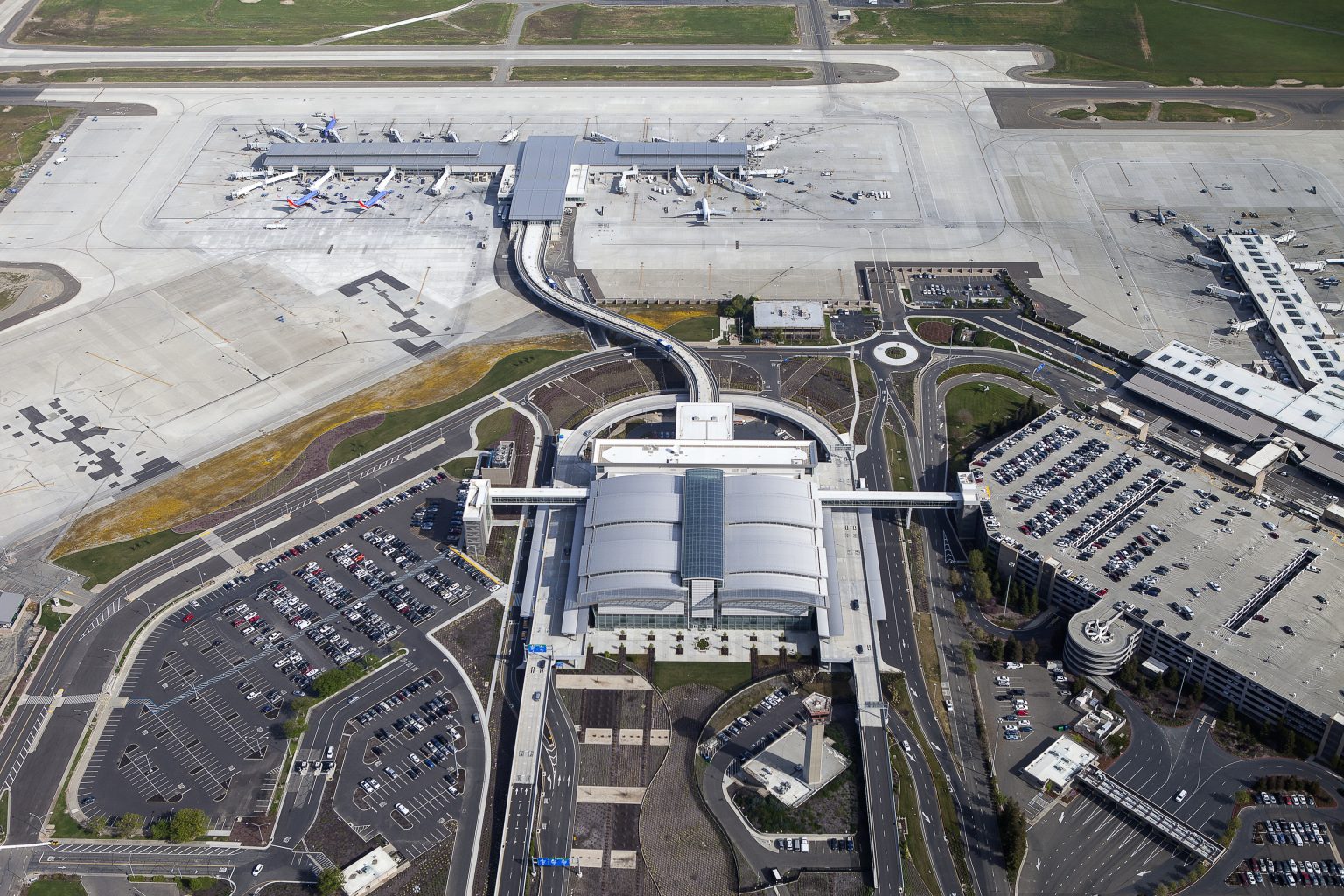 Sacramento International Airport Modernization Engent